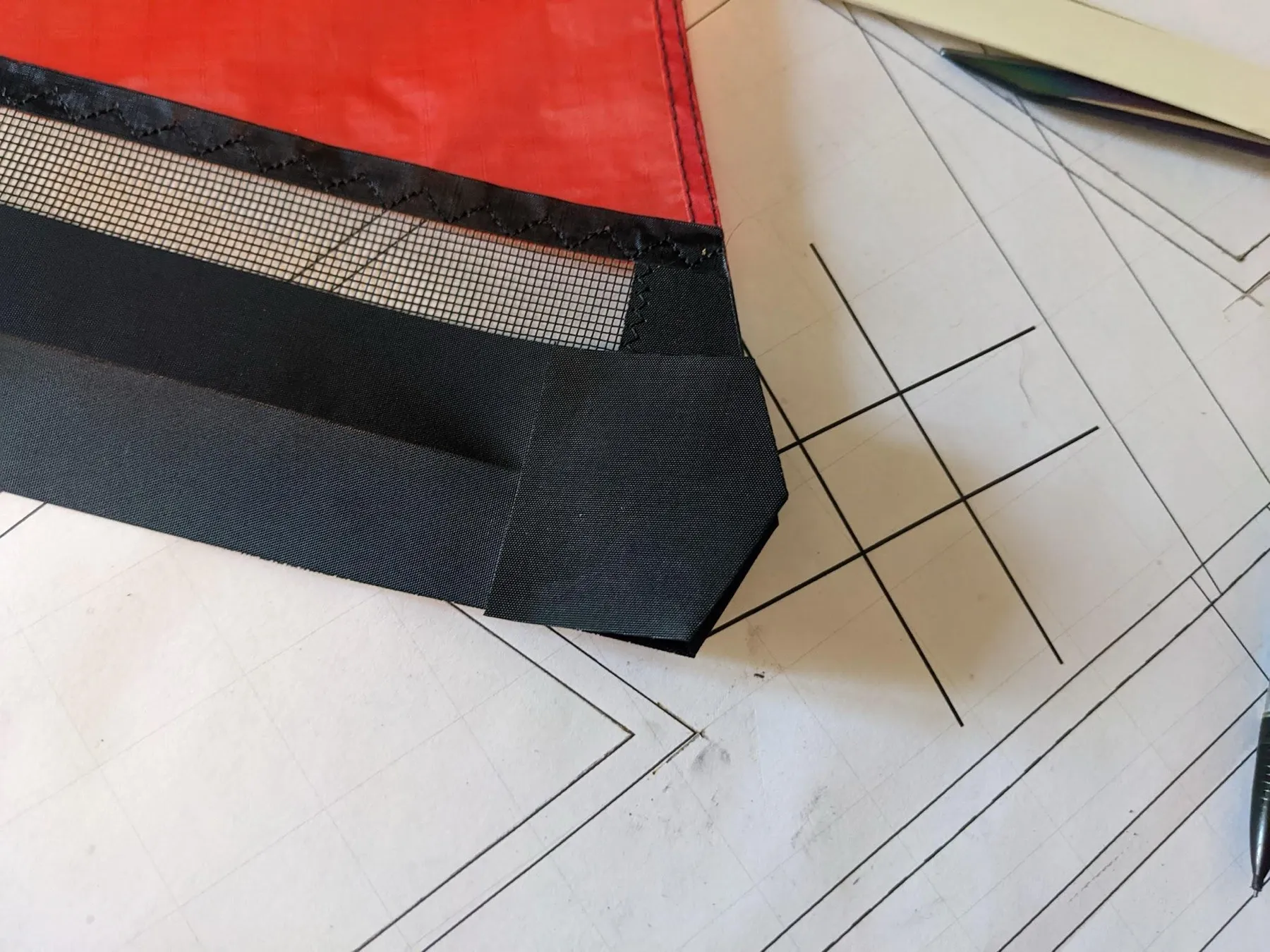 The square stuck over the end of the leading edge