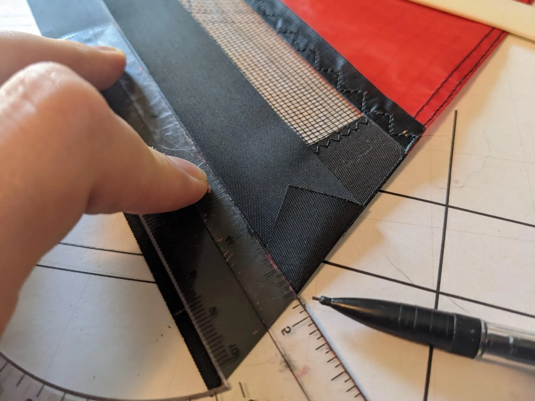 Step 6: marking the center of the strip on the fold