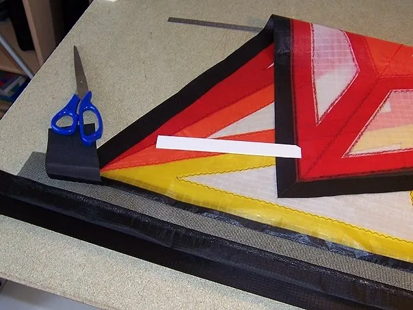 Leading edge - 2nd step. Leading edge assembly/gluing (Spi for UL).
