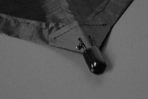 Nez du cerf-volant, face avant, avec capuchon vinyle.